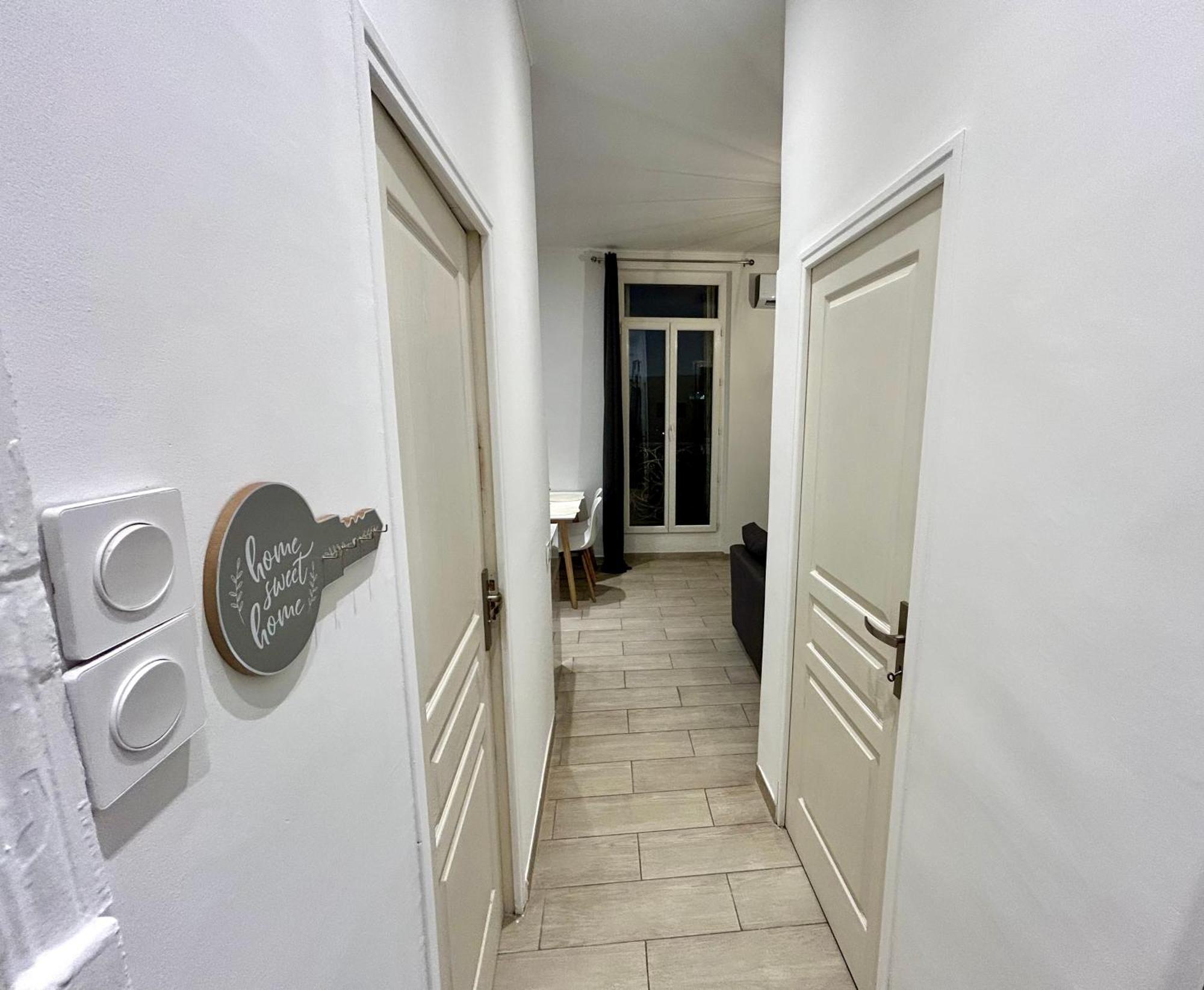 Lumineux 2 Pieces - Centre-Ville Climatise - Netflix Prime Canal - Bien Place Marselha Exterior foto